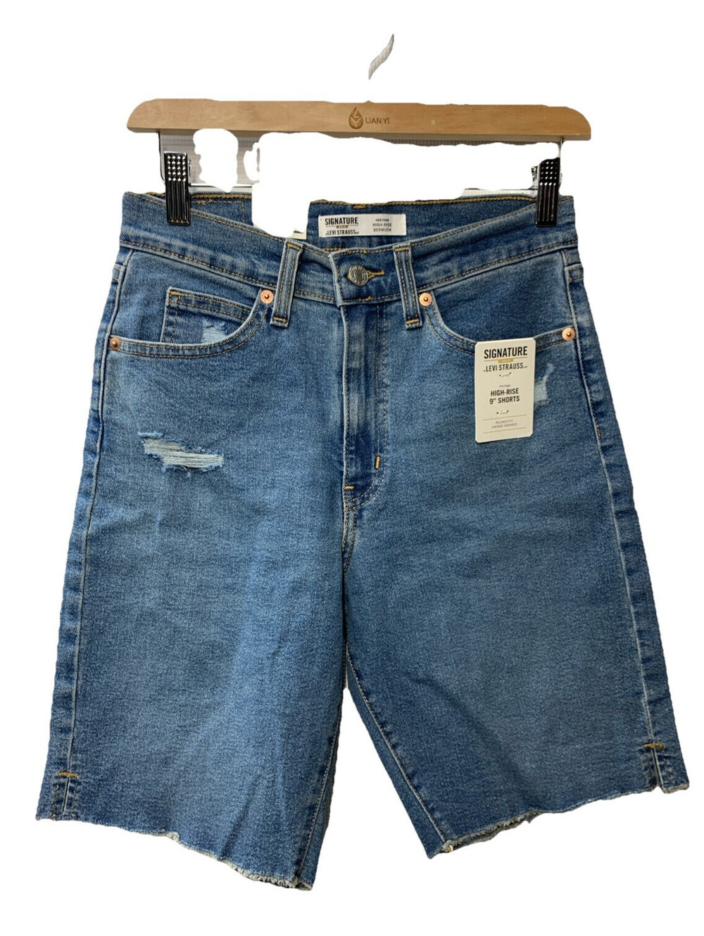 Levi Strauss High-Rise 9” Shorts Relaxed Fit Vintage Size 4/27W Blue Denim